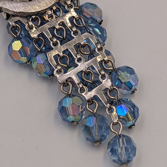 Vintage Silver Tone Articulated AB Blue Glass Beads Flower/Grape Branch Brooch - Picture 9 of 12